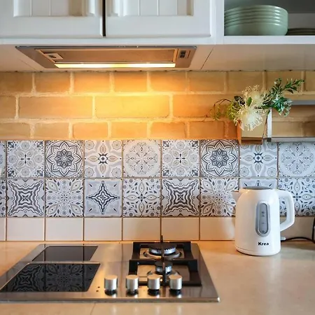 Cosy 7min From The Beach - Casa Do Figo Apartment Chabouco
