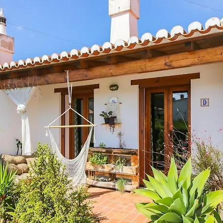 Cosy 7min From The Beach - Casa Do Figo Apartment Chabouco