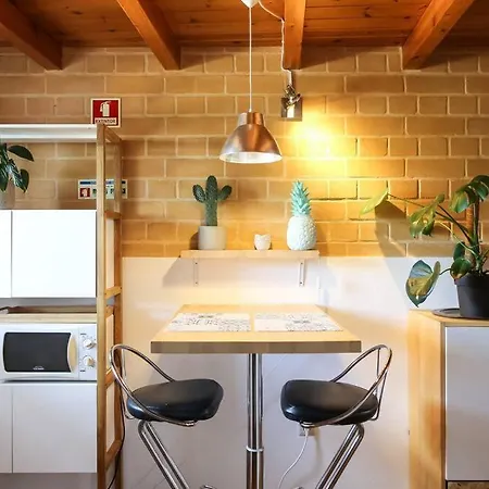 Cosy 7min From The Beach - Casa Do Figo Apartment